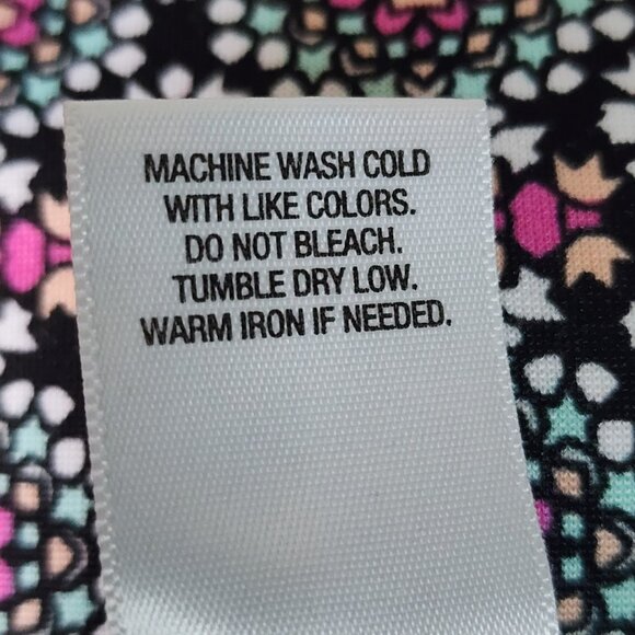 Roz & Ali Top Womens Plus Size 2X Black Geometric Short Sleeve Zipper Detail - Picture 8 of 8